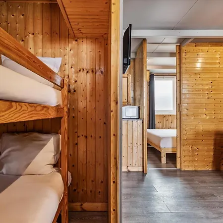 Penichepraia - Bungalows, Campers & 3*