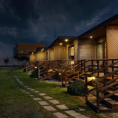 Penichepraia - Bungalows, Campers &