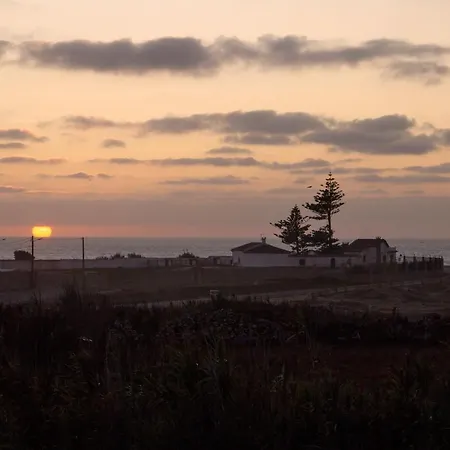 Penichepraia - Bungalows, Campers & ペニシェ