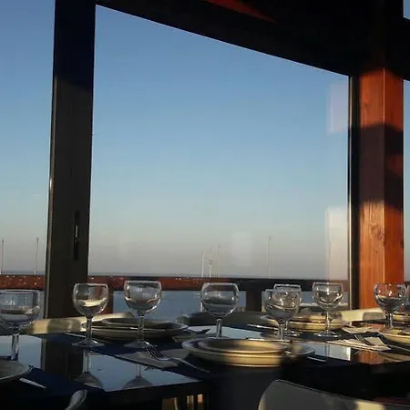 Penichepraia - Bungalows, Campers & ペニシェ